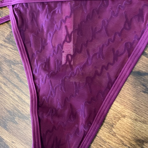 PINK Victoria’s Secret Thong Medium and XXL Velvet Details - Picture 4 of 5